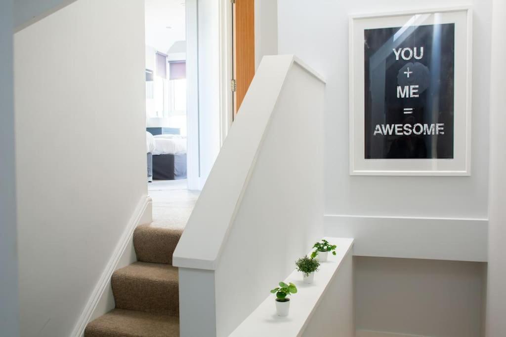 Edge14- Spacious, Stylish And Near The Beach! New Quay Exterior foto